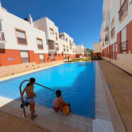 Avec Acces A 4 Piscines Apartman *