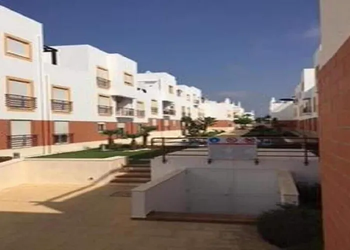 Avec Acces A 4 Piscines * タヴィラ